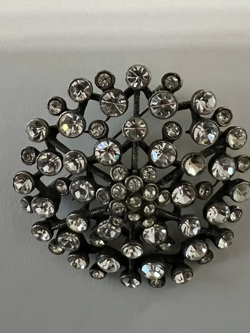 Vintage Crystal Burst Rhinestone Brooch - Silver Tone